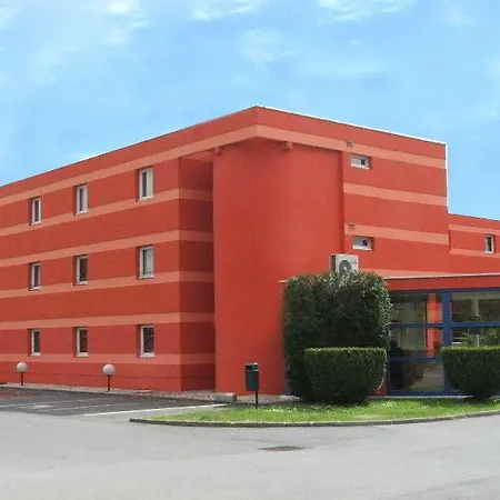 Inter-hotel As 2* 론친